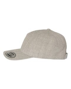 YP Classics 5789M - Premium Five-Panel Curved Visor Snapback Cap (Casquette à visière incurvée)