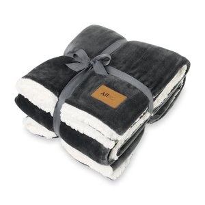 GiftRetail 101755 - Mink Sherpa Blanket